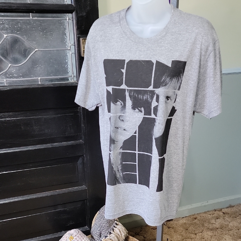 Next Level Apparel Gray Graphic Sonny & Cher Tee Woman Size S